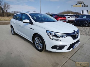 Renault Megane IV Grandtour Facelifting 1.5 Blue dCi 115KM 2020 Renault Megane 1,5 DCI 115KM klima elektryka navi czujniki zarejestrowany, zdjęcie 3