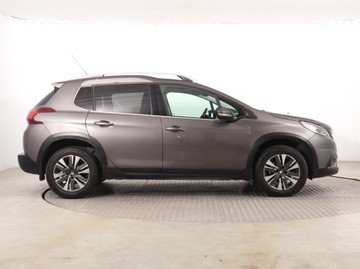 Peugeot 2008 I SUV Facelifting 1.2 PureTech 110KM 2017 Peugeot 2008 1.2 PureTech, Salon Polska, Skóra, zdjęcie 5