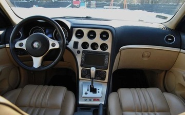Alfa Romeo 159 Sedan 3.2 JTS 24v 260KM 2007 Alfa Romeo 159 GWARANCJA, Q4, 3.2 260KM, Automat, 4x4, Niski przebieg, Sko, zdjęcie 8