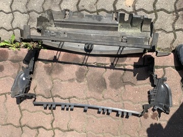 MERCEDES C CLASS W204 ПОДЪЕМНИК КОРПУСА РАДИАТОРА