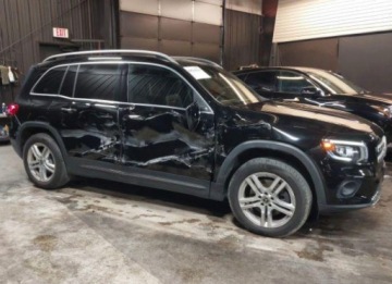 Mercedes GLB 2022 Mercedes-Benz GLB 2022, 2.0L, 4x4, od ubezpieczalni 2.0 Benzyna 221KM, zdjęcie 7