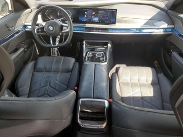 BMW Seria 7 G70 2024 BMW Seria 7 760xi 2024 4.4l 4.4 Benzyna 536KM, zdjęcie 8