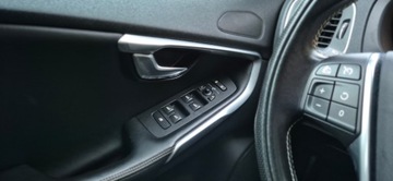 Volvo V40 II Hatchback Facelifting 2.0 D2 120KM 2017 VOLVO V40 R-DESING! Stan idealny!, zdjęcie 22