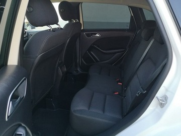 Mercedes Klasa B W246 Sports Tourer 180 CDI BlueEFFICIENCY 109KM 2013 Mercedes B 180 1.8 CDI 109KM Klimatr Navi Isofix, zdjęcie 19