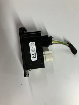 HNÍZDO AUX USB PORT SEAT TOLEDO 4 IV 5JC035727