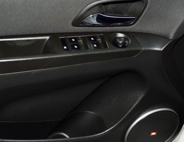 Chevrolet Cruze Hatchback 5d 1.6 16V DOHC 124KM 2013 CHEVROLET CRUZE 1.6 124 KM, zdjęcie 29