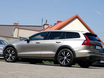 Volvo 2019 Volvo V60 CC AWD Pro Pamięć ACC skóra Komforty Blis Diody Keyles LKA Winter, zdjęcie 28
