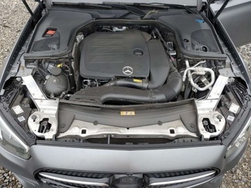 Mercedes Klasa E W214 2023 Mercedes-Benz Klasa E 350 4Matic 2023 2.0l 2.0 Benzyna 255KM, zdjęcie 6