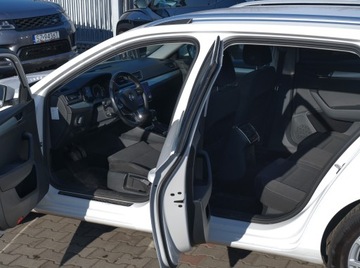 Skoda Superb III Kombi 2.0 TDI 150KM 2018 Skoda Superb 2,0 TDi DSG7 Ambition Plus Krajowy ACC Keyles El.Klapa Carplay, zdjęcie 9