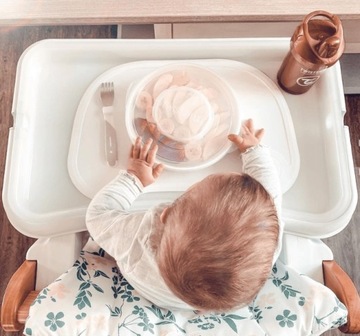 TwistShake Click Mat mata antypoślizgowa z talerzykiem