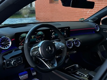 Mercedes CLA C118/X118 Shooting Brake 2.0 200d 150KM 2021 Mercedes-Benz CLA 2.0D AMG LINE/PANORAMA/ Multibeam/Gwarancja/F-VAT 23/ASO, zdjęcie 33