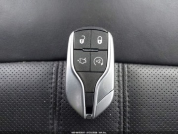 Maserati Levante 2023 Maserati Levante Modena 2023, 3.0L V6 424KM, auto odpala i jezdzi, od ubez, zdjęcie 13
