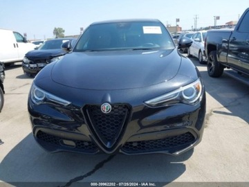 Alfa Romeo Stelvio 2023 Alfa Romeo Stelvio Sprint rwd, 2023r., 2.0L 2.0 Benzyna 280KM, zdjęcie 4