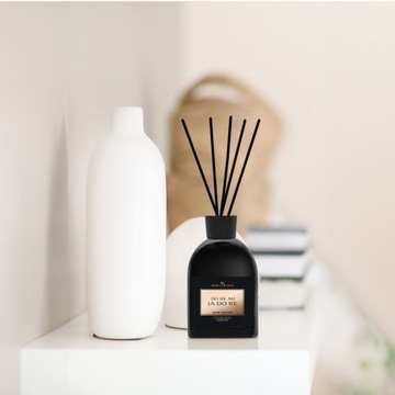 ZAPACH PERFUM JADORE DO DOMU PATYCZKI ODŚWIEŻACZ 250ml DUŻA POJEMNOŚĆ