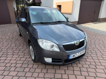 Skoda Fabia II Hatchback 1.4 i 16V 85KM 2007 Skoda Fabia SPORT Tylko147tyśkm! 1WŁ CLIMATRONIC 1.4! Prosta Benzyna NAVI, zdjęcie 2