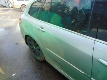 DRZWI PRAWE TYŁ TYLNIE TED69 RENAULT LAGUNA III KOMBI