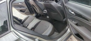 Opel Insignia II Sports Tourer 1.5 Turbo 165KM 2019 Opel Insignia 1.5T 165kM Klima LED Temp. Akt. Grzana Szyba Asyst. Pelen Se, zdjęcie 22