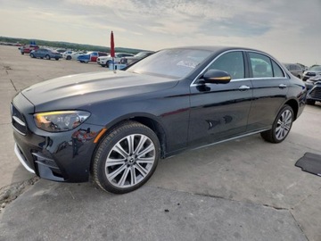 Mercedes Klasa E W214 2023 Mercedes-Benz Klasa E 2023 Mercedes-Benz E 350 4MATIC 2.0 Benzyna 255KM, zdjęcie 1