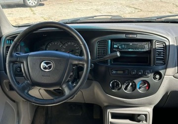 Mazda Tribute I 3.0 V6 197KM 2002 Mazda Tribute 3.0 V6, Uszkodzony Silnik 3.0 Benzyna 197KM, zdjęcie 6