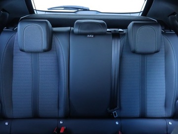 Peugeot 2008 II SUV 1.2 PureTech 130KM 2023 Peugeot 2008 1.2 PureTech, Salon Polska, zdjęcie 8