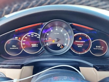 Porsche Cayenne III SUV 3.0 340KM 2020 Porsche Cayenne 2020 PORSCHE CAYENNE, 3L, od ubezpieczalni 3.0 Benzyna, zdjęcie 10