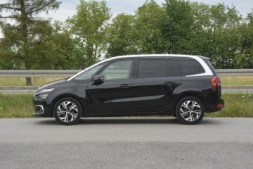 Citroen C4 Spacetourer Grand 1.5 BlueHDi 131KM 2021 Citroen C4 SpaceTourer 1.5 doinwestowany 7 osobowy, zdjęcie 3