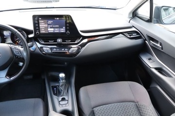 Toyota C-HR I Crossover Facelifting 1.8 Hybrid 122KM 2020 Toyota C-HR 1.8 Hybrid, Salon Polska, zdjęcie 7