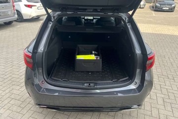 Toyota Corolla XII TS Kombi Facelifting 1.8 Hybrid 140KM 2025 Toyota Corolla 1.8 140KM Touring Sports Duzy rabat Polski Salon Style, zdjęcie 6