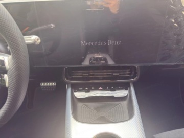 Mercedes CLA C118/X118 2025 MERCEDES-BENZ CLA 180 AMG Line Sedan 1.5 (136KM) 2025, zdjęcie 11