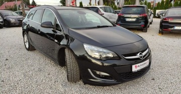 Opel Astra J Sports Tourer Facelifting 1.7 CDTI ECOTEC 130KM 2013 Opel Astra J 1.7 D 131kM Klima Temp LED Czujniki Grzana Kierownica Navi GW, zdjęcie 1