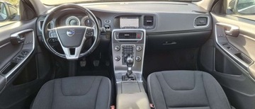 Volvo V60 I Kombi 1.6 T3 150KM 2012 Volvo V60 Volvo V60 T3 Kinetic 1.6 Benzyna 150KM, zdjęcie 11