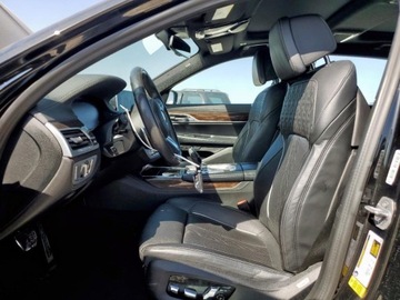 BMW 2022 BMW Seria 7 740 I 2022 3.0l 3.0 Benzyna 335KM, zdjęcie 7