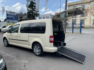 Volkswagen Caddy III Kombi Facelifting 1.6 TDI 102KM 2013 Volkswagen Caddy niepełnosprwanych inwalida rampa, zdjęcie 2