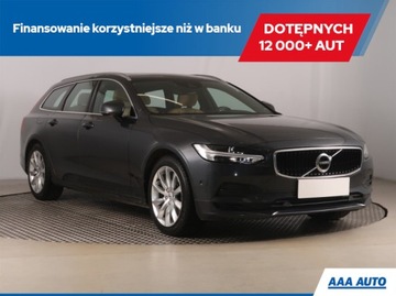 Volvo V90 II Kombi 2.0 D4 190KM 2017 Volvo V90 D4, 187 KM, Automat, Skóra, Navi