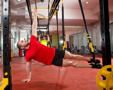 ZESTAW TAŚM TRENINGOWYCH DO ĆWICZEŃ CROSS UCHWYT NA DRZWI DO 250 KG