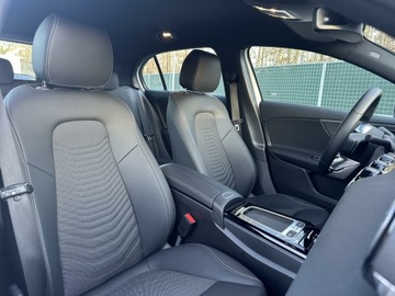 Mercedes Klasa A W177/V177 Hatchback Facelifting 1.3 200 163KM 2024 Mercedes-Benz A 200, zdjęcie 25