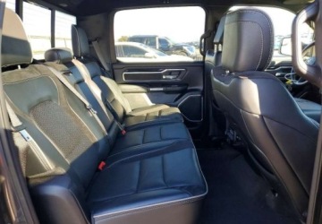 Dodge Ram V 2022 Dodge RAM Auta z USA - Zapytaj o wiecej ofert 4.7 Benzyna 310KM, zdjęcie 13