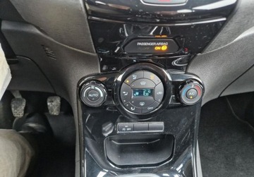 Ford Fiesta VII Hatchback 3d Facelifting 1.0 EcoBoost 125KM 2014 Ford Fiesta 1.0 EcoBoost 125KM Salon PL ASO Faktura Vat Marza 125KM, zdjęcie 25