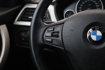 BMW Seria 3 F30-F31-F34 Touring 2.0 318d 143KM 2013 BMW 3 318 d, Navi, Klima, Klimatronic, Tempomat, zdjęcie 16