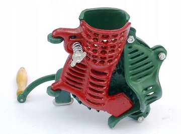 МАШИНА ДЛЯ ЛУШЕНИЯ КУКУРУЗНЫХ ПОЧАТКОВ