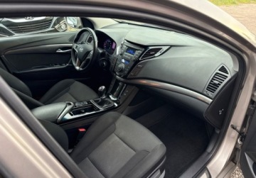 Hyundai i40 Kombi Facelifting 1.6 GDI 135KM 2017 Hyundai i40 elektryczne podgrzewane fotele, tryby jazdy 1.6 Benzyna 135KM, zdjęcie 23
