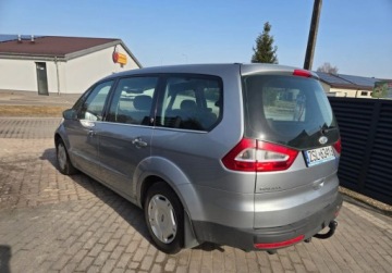 Ford Galaxy III Van 2.0 Duratec Flexifuel 145KM 2010 Ford Galaxy Sprowadzony Zarejestrowany. 2.0 Benzyna 145KM, zdjęcie 3