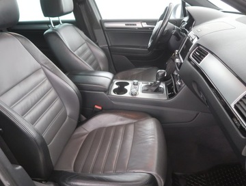 Volkswagen Touareg II SUV 3.0 V6 TDI BlueMotion  245KM 2014 VW Touareg 3.0 TDI, Salon Polska, Serwis ASO, zdjęcie 8
