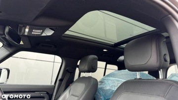 Land Rover Defender IV (L663) 110 Plug-In 2.0P R4 404KM 2023 Land Rover Defender Land Rover Defender 110 2.0 P400e PHEV X-Dynamic SE 2.0, zdjęcie 13
