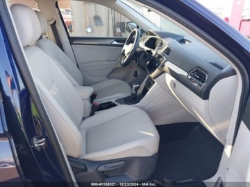 Volkswagen Tiguan II 2023 Volkswagen Tiguan 2023 VOLKSWAGEN TIGUAN 2.0T SE 2.0 Benzyna 184KM, zdjęcie 5