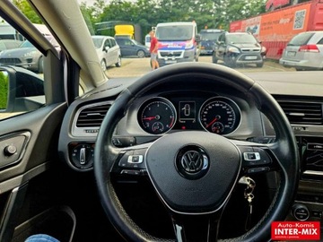 Volkswagen Golf VII Hatchback 3d 1.6 TDI-CR DPF 105KM 2013 Volkswagen Golf Hatchback zarejestrowany niski przebieg nawigacja 1.6 105KM, zdjęcie 20