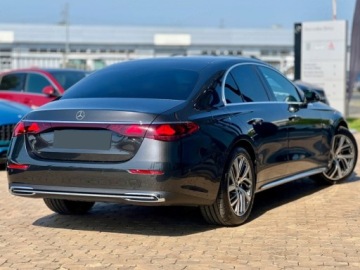 Mercedes Klasa E W214 Sedan 2.0 200 204KM 2026 E Klasa 200 4-Matic Exclusive 2.0 (204KM) 2026, zdjęcie 2