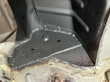 Крепление кузова к задней раме Suzuki Grand Vitara I 5D RH+LH