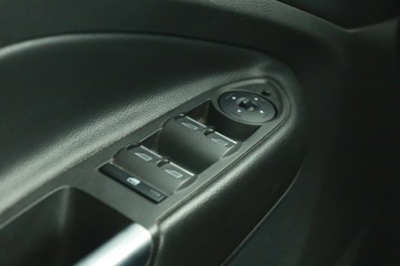 Ford Kuga II SUV 2.0 TDCi 150KM 2015 Ford Kuga 2.0 TDCi, Salon Polska, 4X4, Skóra, zdjęcie 15