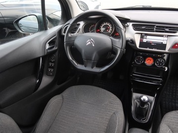 Citroen C3 II Hatchback facelifting 1.2 VTi 82KM 2016 Citroen C3 1.2 VTi, Salon Polska, Serwis ASO, zdjęcie 6
